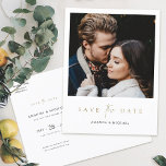 Postal De Anuncios Elegante foto moderna de oro salva al Boda de cita<br><div class="desc">Esta simple boda fotográfica de moda, salvo la plantilla de postales de fecha, presenta un diseño elegante, minimalista y moderno. Por favor, busque en nuestra tienda versiones de este diseño con el texto Guardar fecha en otros colores, y en un formato de tarjeta plana también! La parte delantera incluye tus...</div>