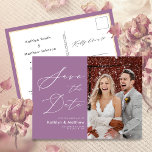 Postal De Anuncios Elegante Matrimonio Moderno De Fotografía De Mauve<br><div class="desc">Elegante Mauve Elegant Script Moderno Fotos Boda Minimalista Ahorra La Postales De La Invitación De Fechas. Hágale saber a su familia, amigos y colegas que usted ha fijado una fecha para su celebración boda con esta elegante, elegante y moderna boda, ahorrando la tarjeta de invitación de cita. Todos los textos...</div>