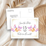 Postal De Anuncios Esquías de mariposa Coral Gold Confetti Save the D<br><div class="desc">Bonito mariposa guardar la tarjeta de fecha con un mensaje personalizado en la parte posterior para que puedas personalizar para cualquier ocasión. El diseño tiene bonito acuarela mariposas en crema rosa de coral y oro con elegante tipografía manuscrita y confeti dorado. Navegue por mi tienda para encontrar invitaciones, rsvp y...</div>