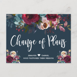 Postal De Anuncios Fecha de la boda pospuesta Burgundy Navy Floral