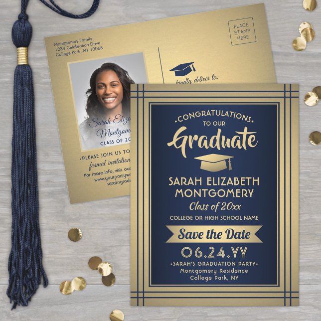 Postal De Anuncios Felicidades de Graduación Azul Marino y Dorado Fot (Subido por el creador)