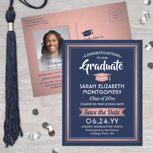 Postal De Anuncios Felicidades Graduado Azul Marino y Rosa Foto de Gu (Subido por el creador)