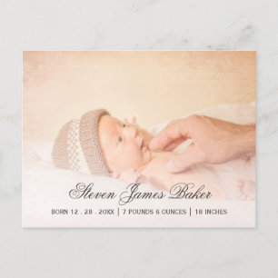 Postal De Anuncios Foto Clásica Mano de Bebé Recién Nacido con el Pad