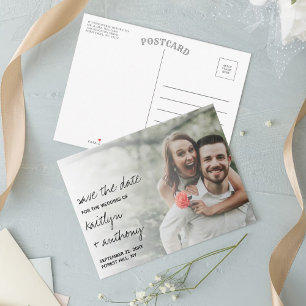 Postal De Anuncios Foto minimalista en blanco y negro con guion moder