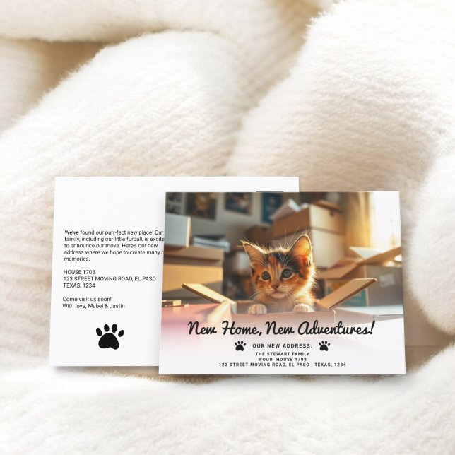 Postal De Anuncios Funny foto mascota pinta nueva dirección hogar mud (Funny pet photo paws new address home moving announcement postcard)