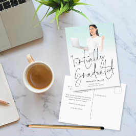 Postal De Anuncios Graduación De La Foto De Script Virtualmente Gradu