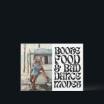 Postal De Anuncios Groovy Retro Funny Wedding Save the Date<br><div class="desc">Retroceda en el tiempo a las vibrantes vibraciones de los años 70 con este groovy salve la fecha y haga saber a sus invitados que están para una celebración como ninguna otra con nuestro juguetón y vibrante diseño. Difunde el amor con nuestra boda "Booze, Food and Bad Dance Moves", salva...</div>