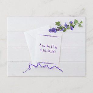 Postal De Anuncios Guarde la fecha con flores moradas