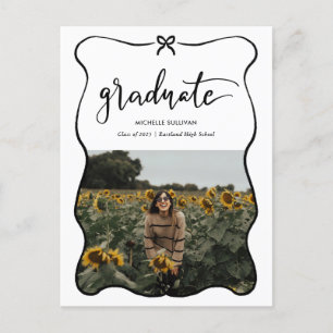 Postal De Anuncios Guión de graduado escrito a mano con lazo y corazó