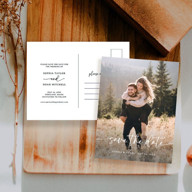 Postal De Anuncios Guión elegante y foto | Guardar la fecha (A chic and elegant wedding save the date card with your favorite photo and modern script)