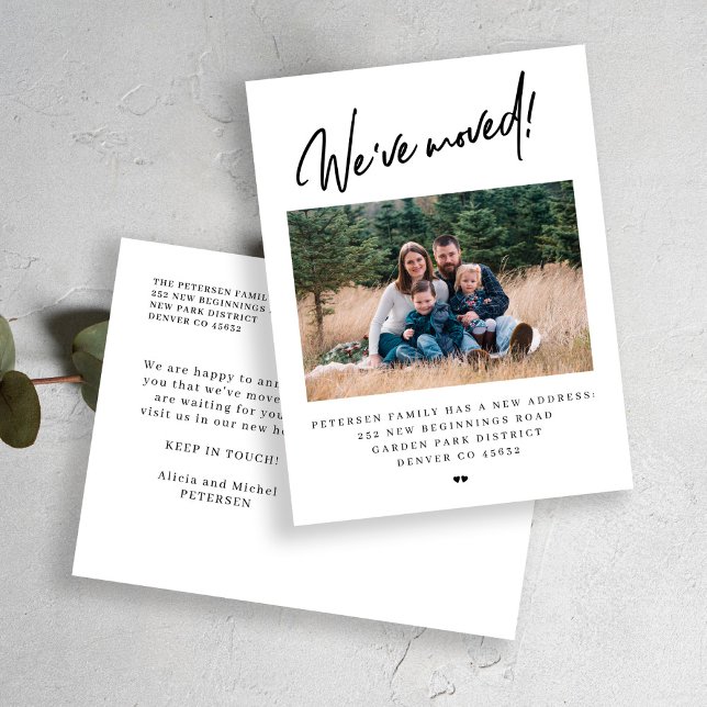 Postal De Anuncios Hemos movido fotos simples y modernas (Subido por el creador)