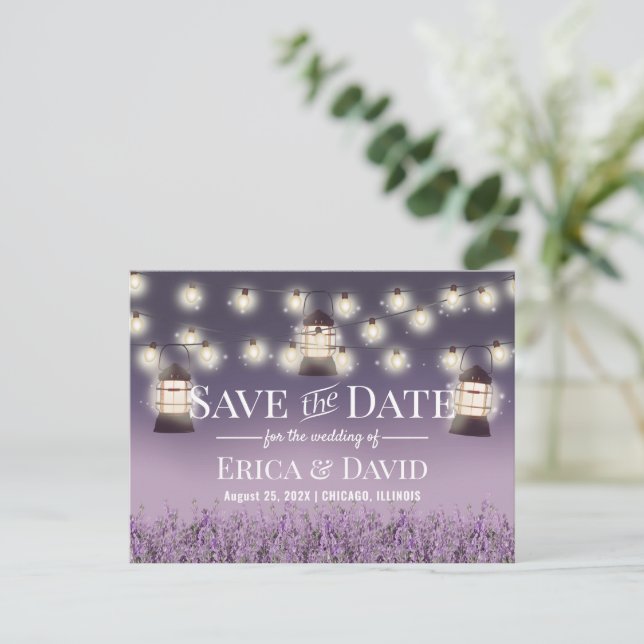Postal De Anuncios Linterna Rústica Flores Moradas Save the Date (Anverso de pie)
