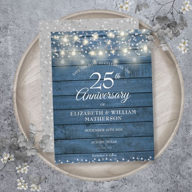 Postal De Anuncios Luces de Cuerda de Madera Aniversario 25 Aniversar (25th Anniversary Wood String Lights Save the Date Announcement Postcard)