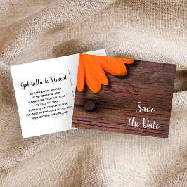 Postal De Anuncios Naranja Daisy y Barn Wood Wedding Salven la fecha