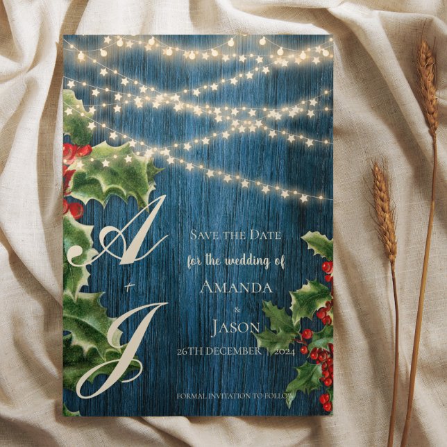 Postal De Anuncios Navidades en Monograma de Madera Azul Boda Salven  (Blue Wood Monogram Christmas Wedding Save The Date Announcement Postcard)