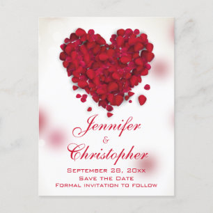 Postal De Anuncios Pétalos rojos adoran el corazón salvan la fecha