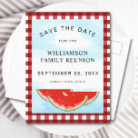Postal De Anuncios Reunión de la familia Watermelon Save the Date<br><div class="desc">¿Estás planeando una reunión familiar? Hágale saber a tu familia la fecha con estas postales Guardar la fecha. Están decorados con sandías acuáticas y cielo azul sobre un fondo rojo y blanco de búfalo. Personalizable fácil. Acuarela original © Michele Davies.</div>