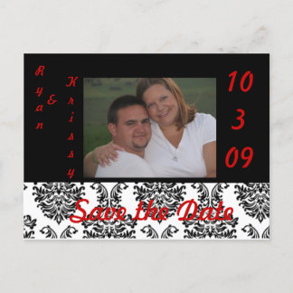 Postal De Anuncios Rojo, Negro y Blanco