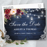 Postal De Anuncios Rustic Blue Wood Lights Jars Floral Save the Date<br><div class="desc">Rustic Blue Wood String ilumina a Mason Jars Lace Watercolor Borgoña Floral Save the Date Postcard - Printback</div>