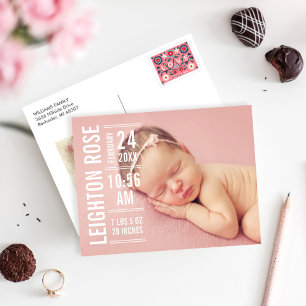 Postal De Anuncios Tipo moderno de foto de niña bebé texto blanco nac