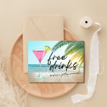 Postal De Anuncios Tropical Beach Funny Wedding Save the Date<br><div class="desc">Guarda las postales de citas para la pareja divertida que no puede esperar a celebrar con la familia y amigos en su boda en la playa. Bebidas gratis (¡y nos vamos a casar!) cóctel colorido en un diseño de playa, el trasero de la postal se personaliza con los detalles de...</div>