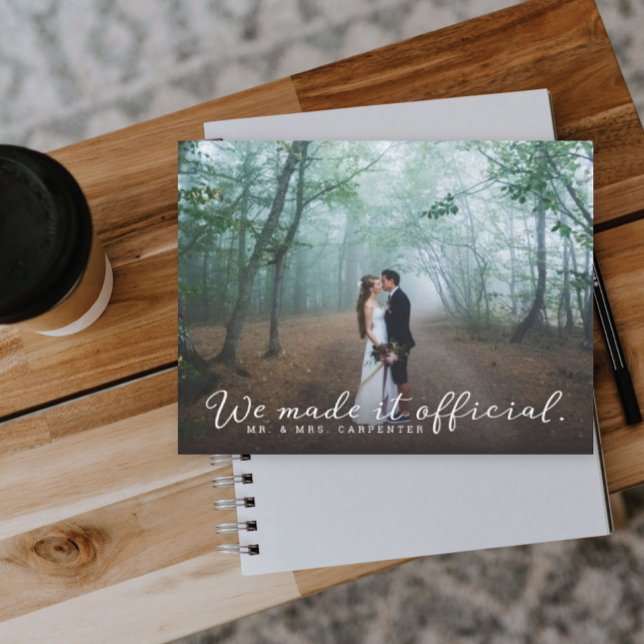 Postal De Anuncios We Made it Official Wedding Photo (Subido por el creador)
