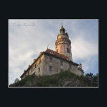 postal de Cesky Krumlov<br><div class="desc">Foto de la torre del castillo a la luz del sol de la noche,  en el lugar declarado patrimonio mundial de Český Krumlov en la República Checa. La torre y el edificio conocido como pequeño castillo,  que data del siglo XIII,  forman parte del gran complejo de castillos.</div>