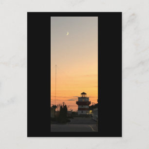 Postal de Faro en Puesta de Sol con Luna