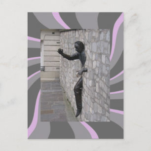 Postal de hombre en París