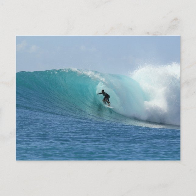 Postal de hombre surfeando ola (Anverso)