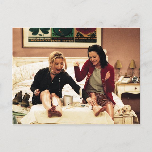 Postal De Invitación AMIGOS™ | Phoebe & Monica Waxing Legs (Anverso)