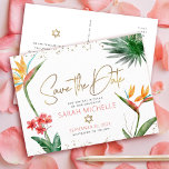 Postal De Invitación Bat Mitzvah Tropical Save Date Floral Gold Script<br><div class="desc">¡Asegúrate de que todos tus amigos y parientes puedan celebrar el hito de tu hija Bat Mitzvah! Enviar esta moda, postal personalizada de la invitación "Guardar la fecha". Elegantes, impresionantes, coloridas, aves acuáticas tropicales de flores del paraíso, escritura falsa de oro manuscrita, puntos Star of David y purpurinas, junto con...</div>