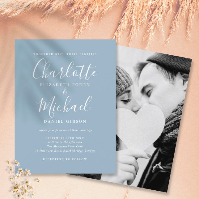 Postal De Invitación Boda fotográfico Dusty Blue Signature Script (Subido por el creador)