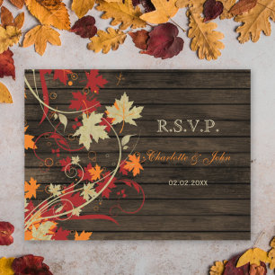 Postal De Invitación Caída Rústica de la Madera de Barn deja matrimonio