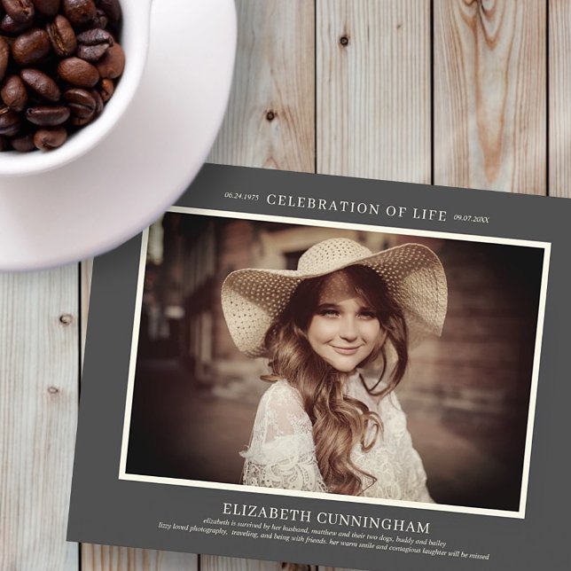 Postal De Invitación Celebración de la vida simple Moda elegante foto (Subido por el creador)