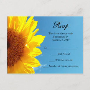 Postal De Invitación Cielo azul veraniego con respuesta RSVP de girasol