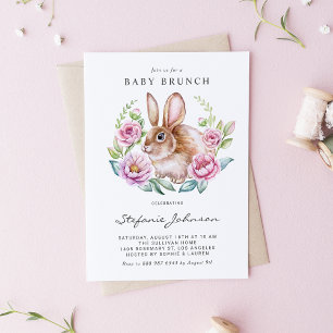 Postal De Invitación Conejo acuarela y flores rosadas Brunch de bebé