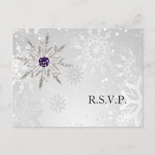 Postal De Invitación copos de nieve púrpura plateada boda de invierno r (Anverso)