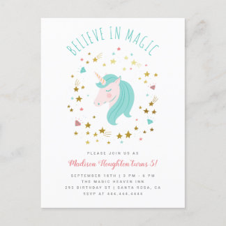 Postal De Invitación Creer en las estrellas mágicas del oro de unicorni