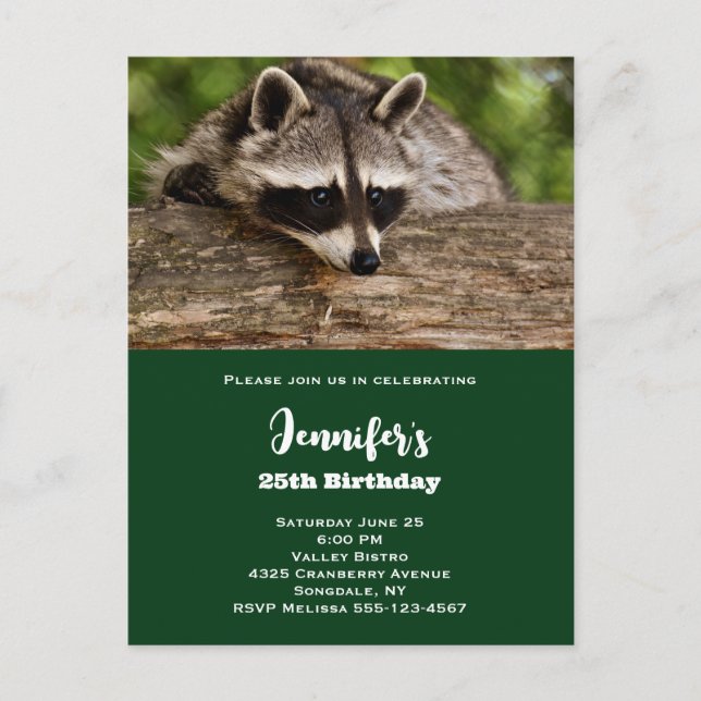 Postal De Invitación Cumpleaños de Mapache Adorable Durmiendo en un Tro (Anverso)