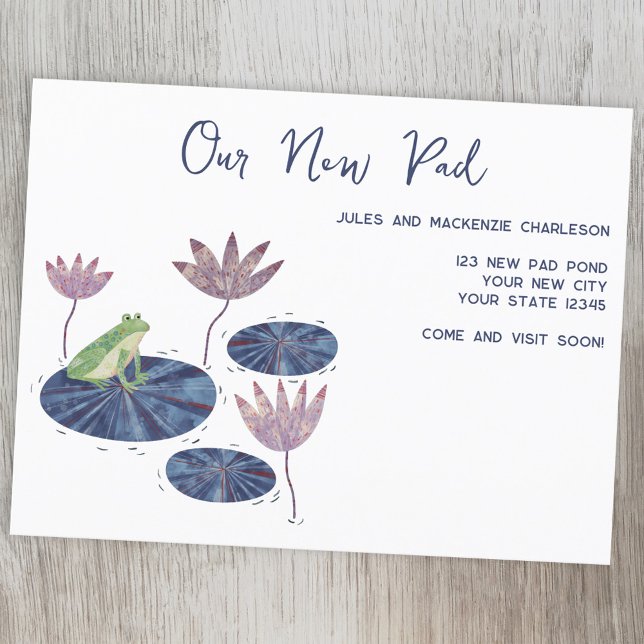 Postal de Invitación de cambio de dirección de ran (Frog themed New Pad change of address moving home announcement postcard.)