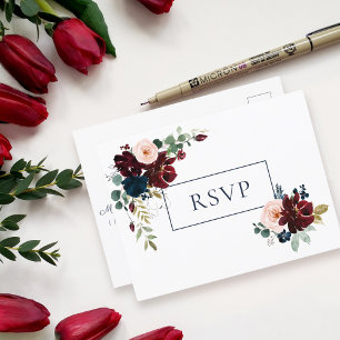 Postal De Invitación Embrace Floral Wedding RSVP Azul de la Marina de