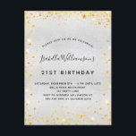Postal De Invitación Espuma de polvo de purpurina de oro plateado de cu<br><div class="desc">Para un elegante cumpleaños número 21 (o cualquier edad). Un falso fondo metálico plateado. Decorado con polvo falso purpurina de oro. Personalice y agregue un nombre, edad y detalles del fiesta. El nombre se escribe con un guión de estilo con letras a mano. Retroceso: fondo falso plateado, diseño postal. Sugerencia:...</div>