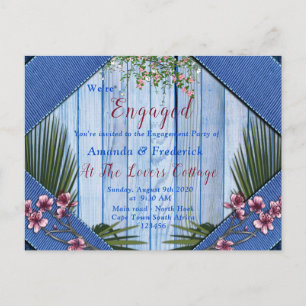Postal De Invitación Flores artísticas rosadas sobre textura de madera 