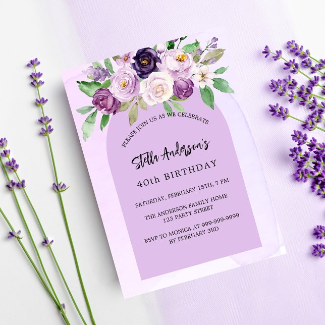 Postal De Invitación Flores violetas púrpura verde arco de cumpleaños (Subido por el creador)