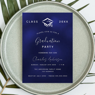 Postal De Invitación Graduación azul marino blanco simple 2023