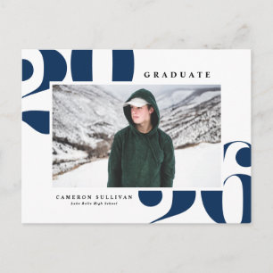 Postal De Invitación Graduación de Foto con Tipografía Negrita Azul Mar