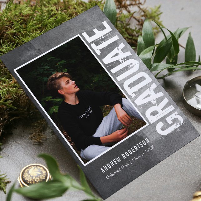 Postal De Invitación Graduación de fotografías de Grunge Urbano (Subido por el creador)