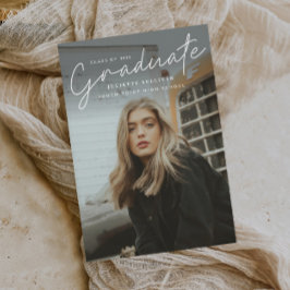 Postal De Invitación Graduación de fotografías sencillas en escritura m
