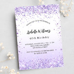 Postal De Invitación Guión de espliego violeta de cumpleaños con brillo<br><div class="desc">Para una elegante fiesta de cumpleaños número 40 (o cualquier edad). Fondo de degradado blanco y violeta de moda. Decorada con purpurinas falsos violetas,  chispas. Personalice y agregue un nombre y detalles del fiesta. El nombre se escribe con un guión de estilo con letras a mano</div>